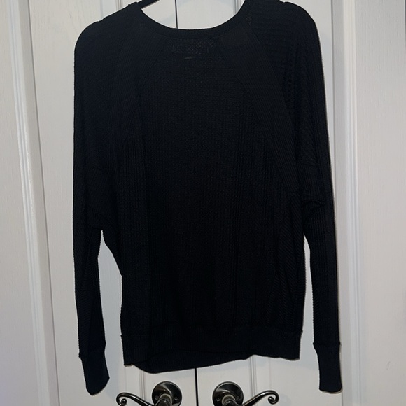 We the Free/Free People V Neck Top, Black, Sz S, LN - Picture 3 of 5